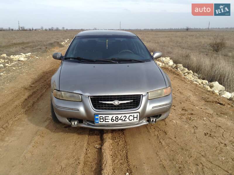 Седан Chrysler Stratus 1999 в Миколаєві
