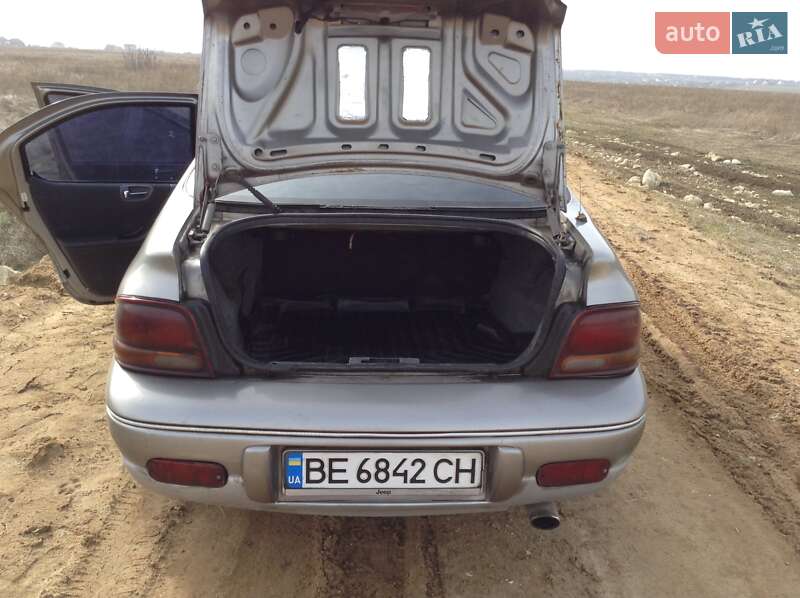 Седан Chrysler Stratus 1999 в Миколаєві