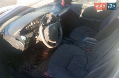 Седан Chrysler Stratus 1999 в 