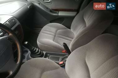 Седан Chrysler Stratus 1995 в 