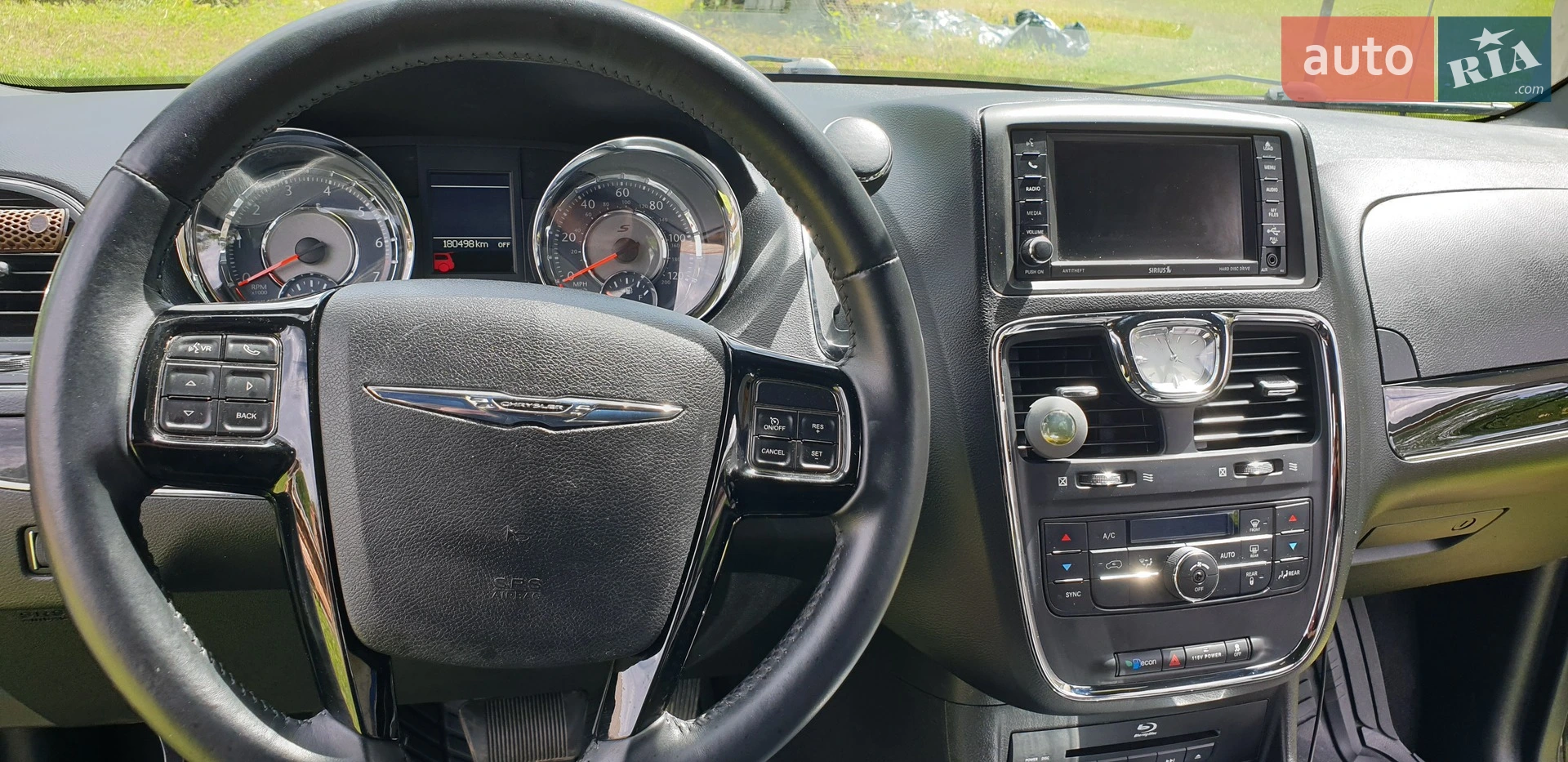2013 Chrysler Town & Country - мініатюра 8