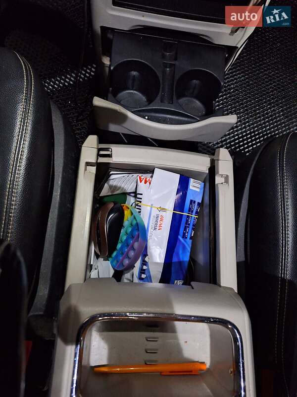 Мінівен Chrysler Town & Country 2013 в Києві