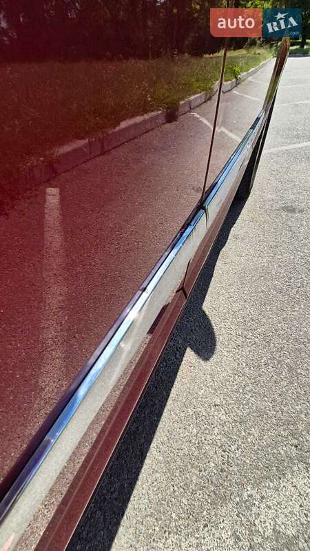 Минивэн Chrysler Town & Country 2013 в Борисполе
