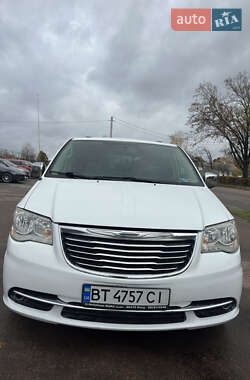 Мінівен Chrysler Town & Country 2014 в Житомирі