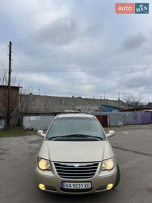 Chrysler Town & Country 2001