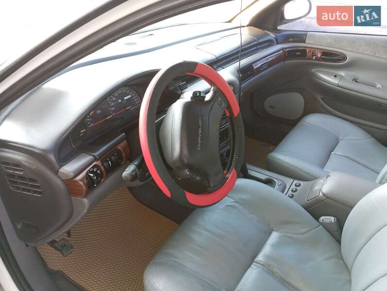 Седан Chrysler Vision 1997 в Одессе