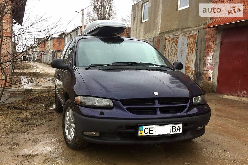 Минивэн Chrysler Voyager 1998 в Черновцах