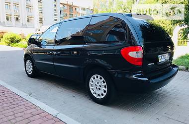 Минивэн Chrysler Voyager 2003 в Черкассах