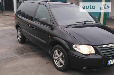 Минивэн Chrysler Voyager 2006 в Обухове