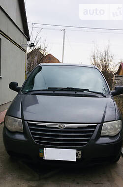 Минивэн Chrysler Voyager 2005 в Киеве