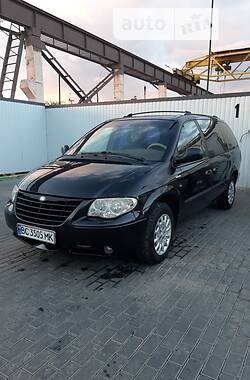 Минивэн Chrysler Voyager 2002 в Николаеве