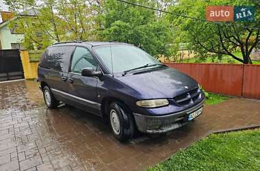 Минивэн Chrysler Voyager 1999 в Ужгороде