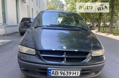 Мінівен Chrysler Voyager 1998 в Вінниці