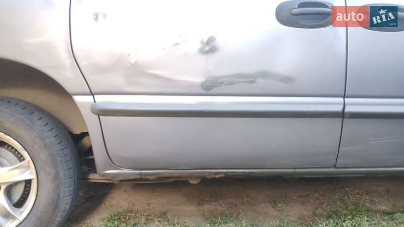 Минивэн Chrysler Voyager 1999 в Барышевке