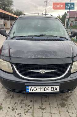 Мінівен Chrysler Voyager 2002 в Ужгороді