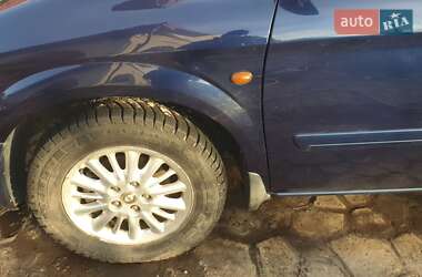 Минивэн Chrysler Voyager 2006 в 