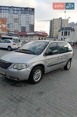 Универсал Chrysler Voyager 2004 в 
