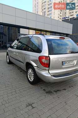 Универсал Chrysler Voyager 2004 в 