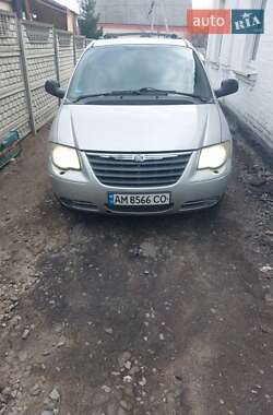 Мінівен Chrysler Voyager 2005 в Михайлівці-Рубежівці