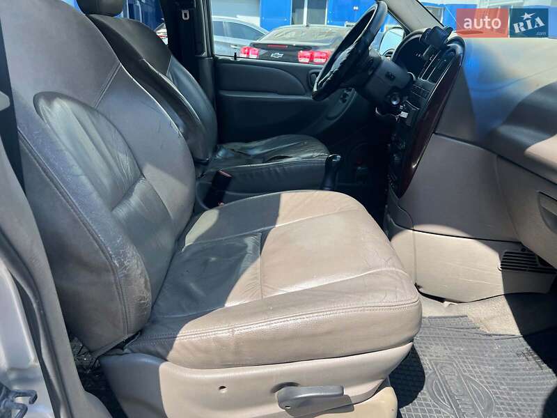 Минивэн Chrysler Voyager 2001 в Одессе