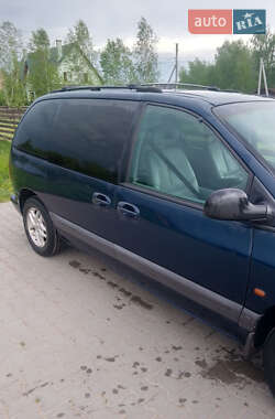 Універсал Chrysler Voyager 2000 в 