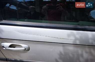 Минивэн Chrysler Voyager 2005 в 