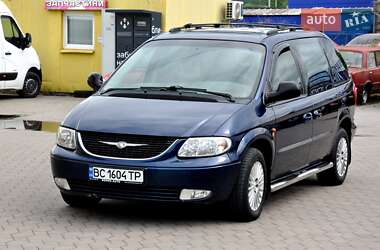 Минивэн Chrysler Voyager 2003 в 