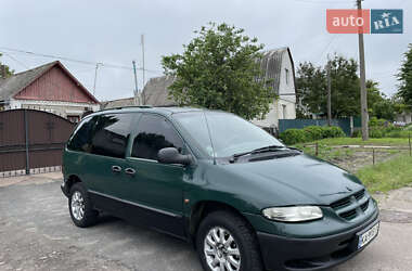 Мінівен Chrysler Voyager 1997 в Житомирі