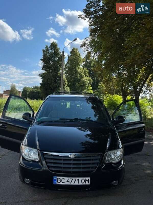 Универсал Chrysler Voyager 2007 в Сокале