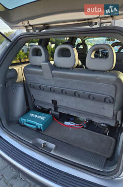 Минивэн Chrysler Voyager 2006 в 