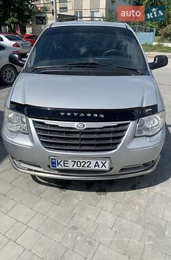 Мінівен Chrysler Voyager 2005 в Хоросткові