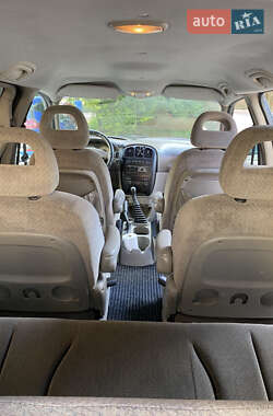 Минивэн Chrysler Voyager 2002 в 