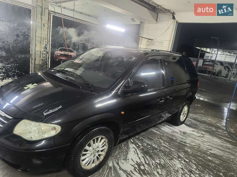 Минивэн Chrysler Voyager 2005 в Киеве фото 2 Минивэн Chrysler Voyager 2005 в Киеве