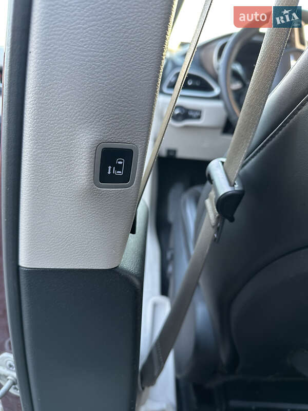 Мінівен Chrysler Voyager 2020 в Жовкві фото 26 Мінівен Chrysler Voyager 2020 в Жовкві