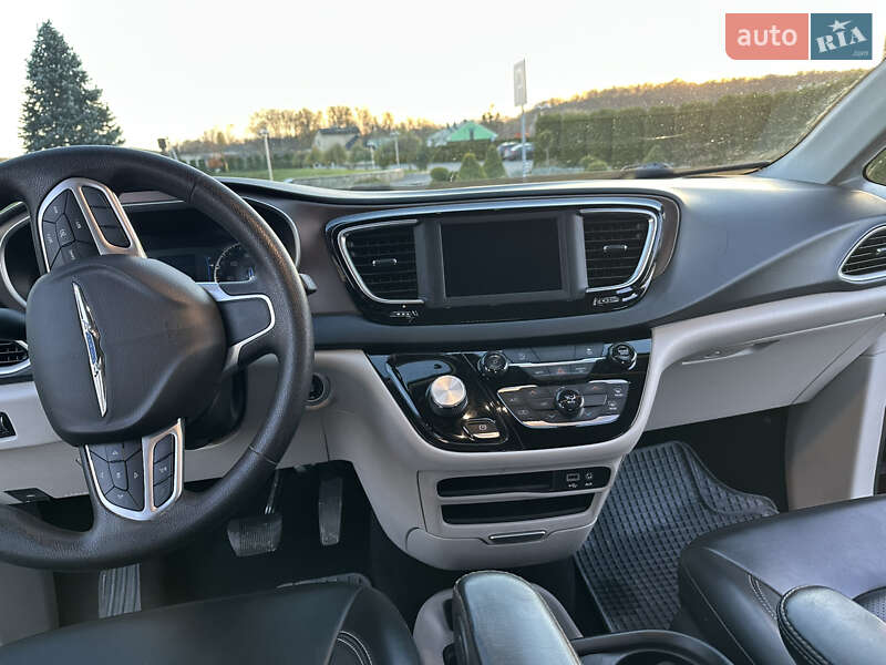 Мінівен Chrysler Voyager 2020 в Жовкві фото 31 Мінівен Chrysler Voyager 2020 в Жовкві
