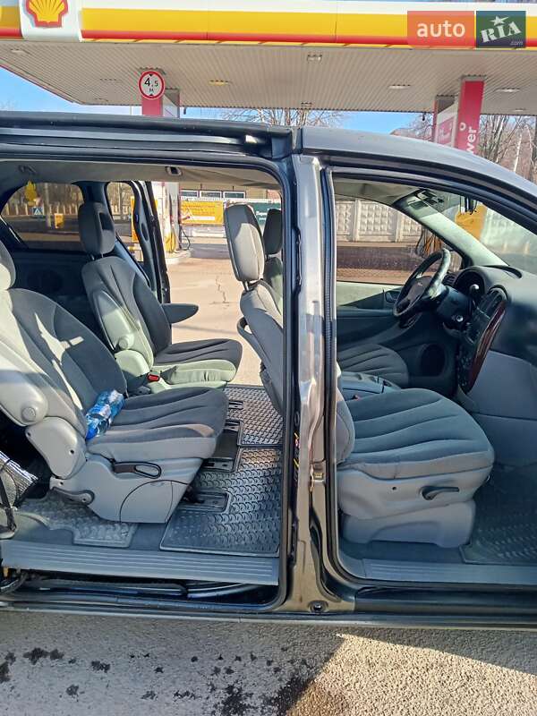 Універсал Chrysler Voyager 2004 в Вінниці