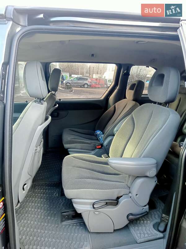Універсал Chrysler Voyager 2004 в Вінниці