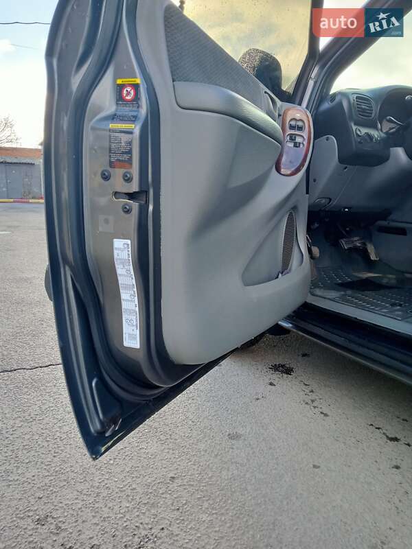 Універсал Chrysler Voyager 2004 в Вінниці
