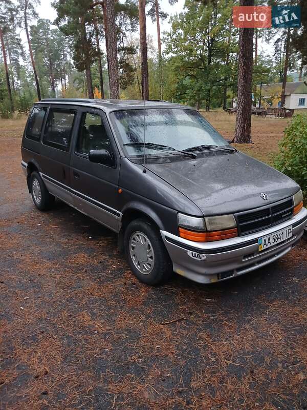 Минивэн Chrysler Voyager 1993 в Клавдиевом-Тарасове фото 2 Минивэн Chrysler Voyager 1993 в Клавдиевом-Тарасове