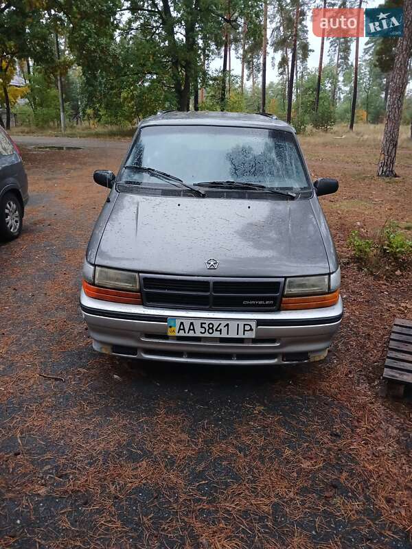 Минивэн Chrysler Voyager 1993 в Клавдиевом-Тарасове фото 5 Минивэн Chrysler Voyager 1993 в Клавдиевом-Тарасове