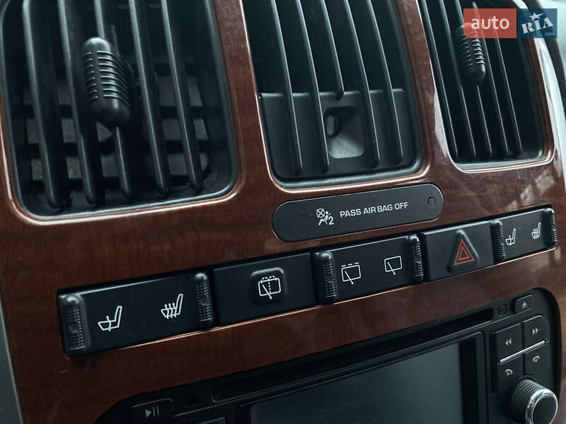 Мінівен Chrysler Voyager 2006 в Житомирі