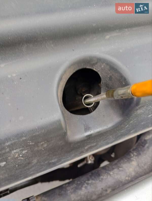 Минивэн Chrysler Voyager 2003 в Сарнах