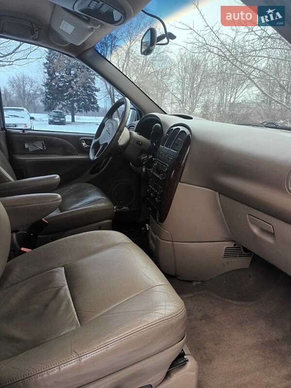 Минивэн Chrysler Voyager 2001 в Запорожье