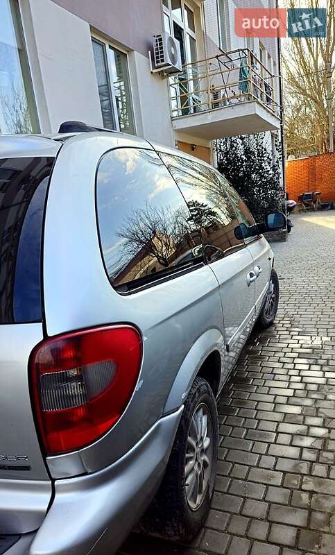 Chrysler Voyager 2004