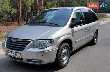Мінівен Chrysler Voyager 2005 в Нетішині