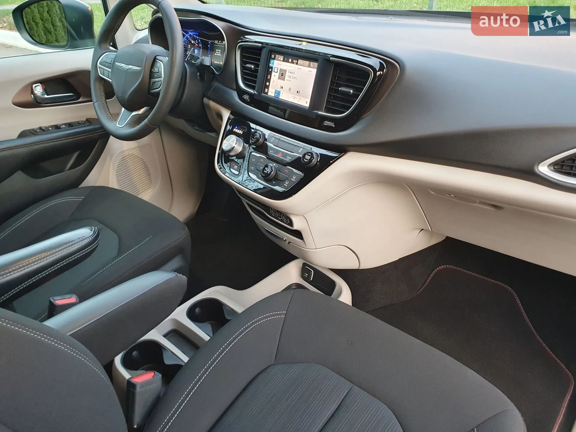2022 Chrysler Voyager - мініатюра 47