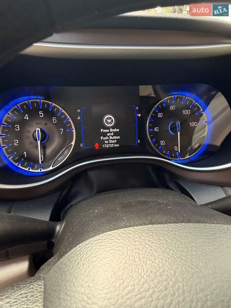 2020 Chrysler Voyager - мініатюра 18