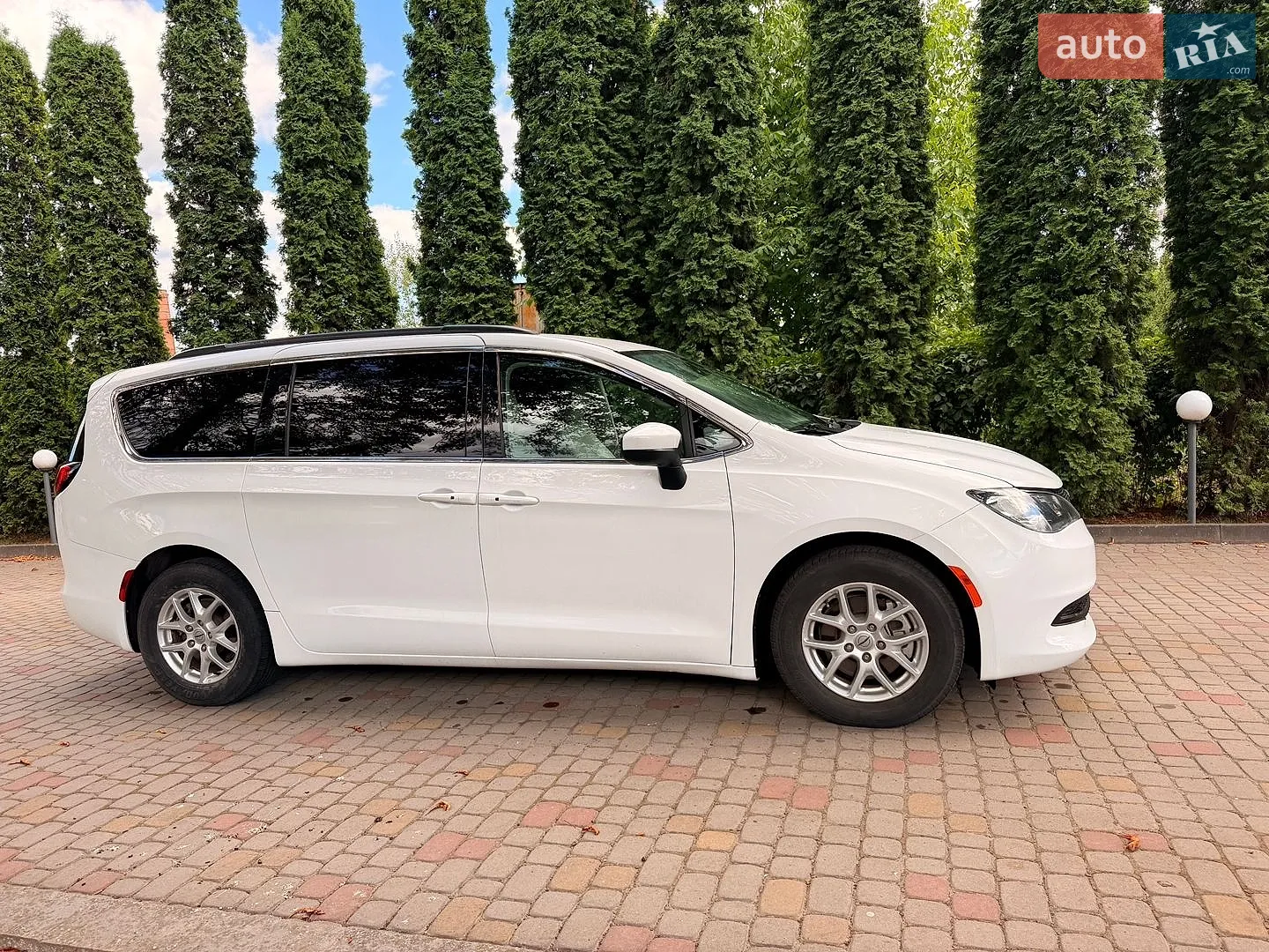 2020 Chrysler Voyager - мініатюра 5