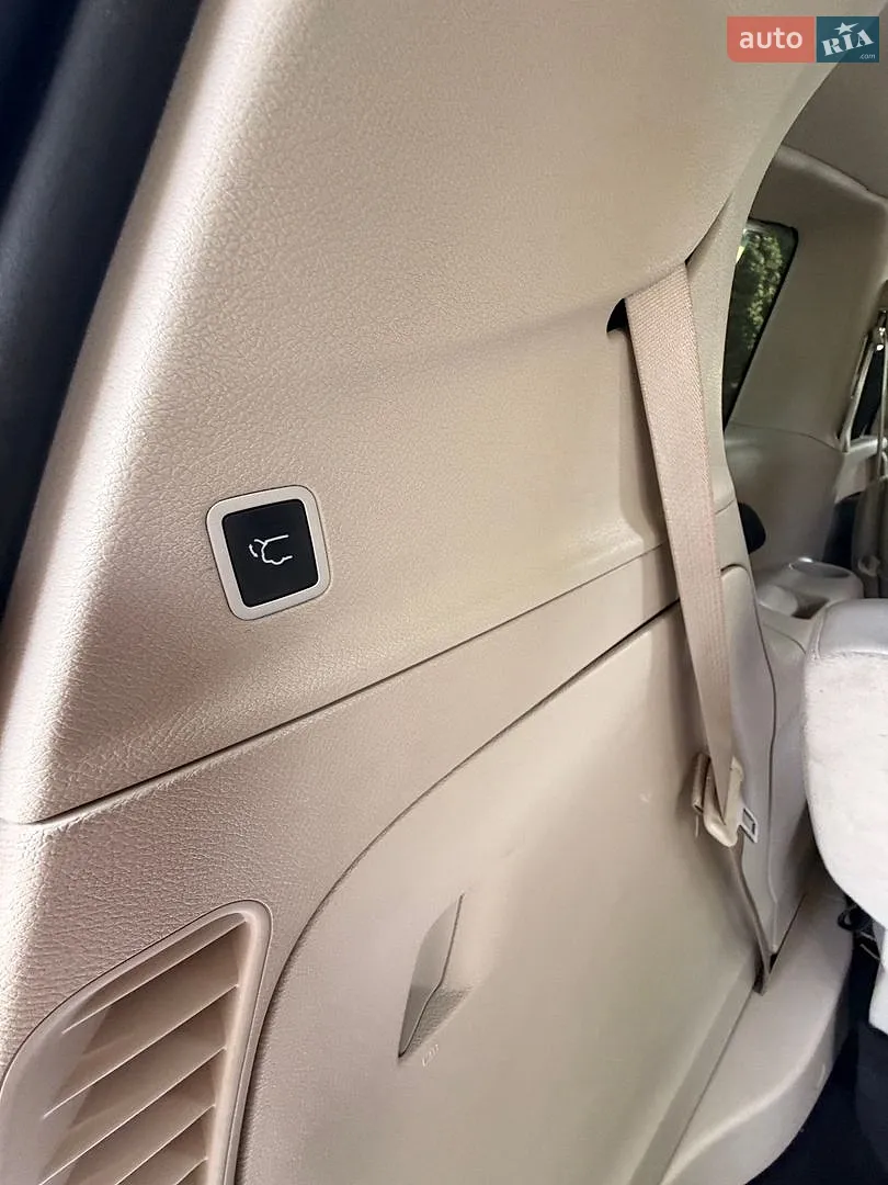 2020 Chrysler Voyager - мініатюра 46