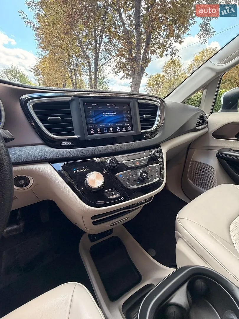 2020 Chrysler Voyager - мініатюра 50
